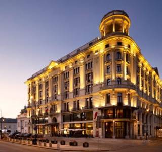 Warszawa: Hotel Bristol sprzedany konsorcjum zagranicznych inwestorów