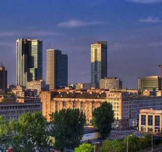Warszawa przyciąga inwestorów pomimo projektów w trakcie budowy i presji wywieranej na czynsze